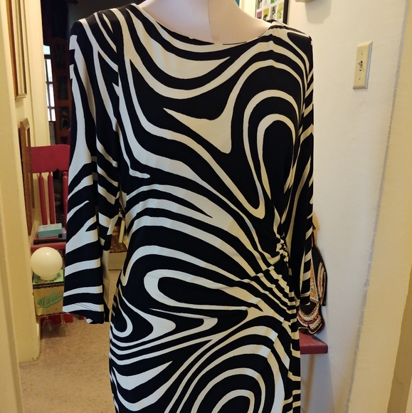 Chicos Dress Black and White Abstract Swirls - Picture 3 of 10
